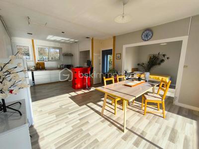 Propriété - 200 m² - 7 pièces