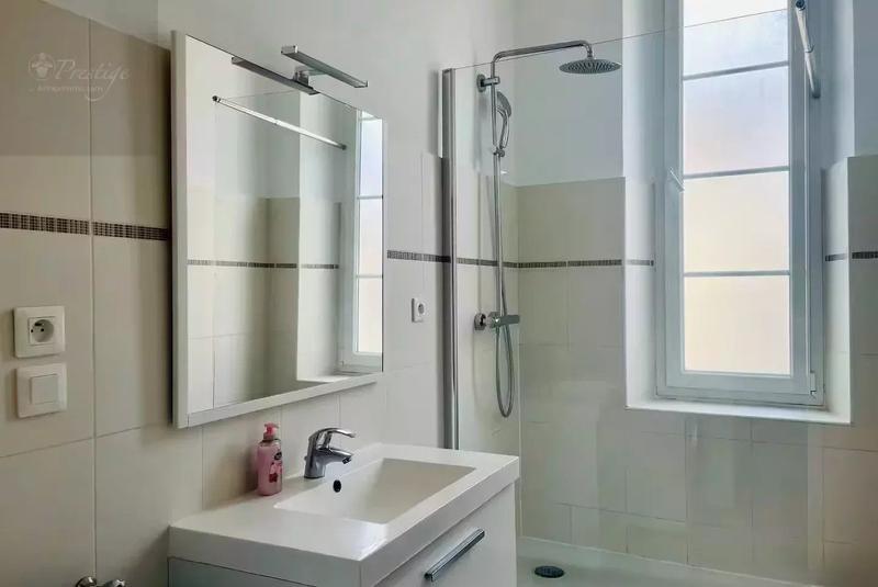 Appartement - 102 m² - 4 pièces