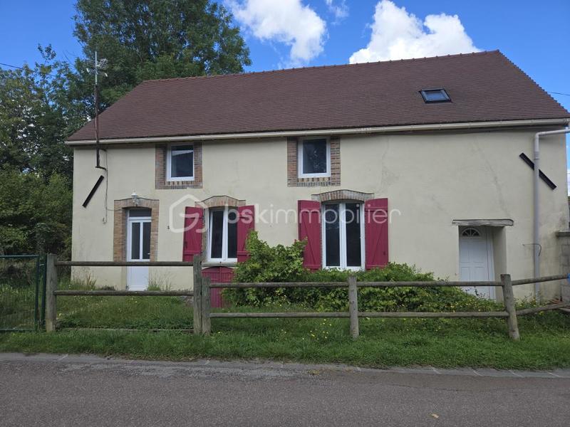 Maison en pierre - 98 m² - 5 pièces