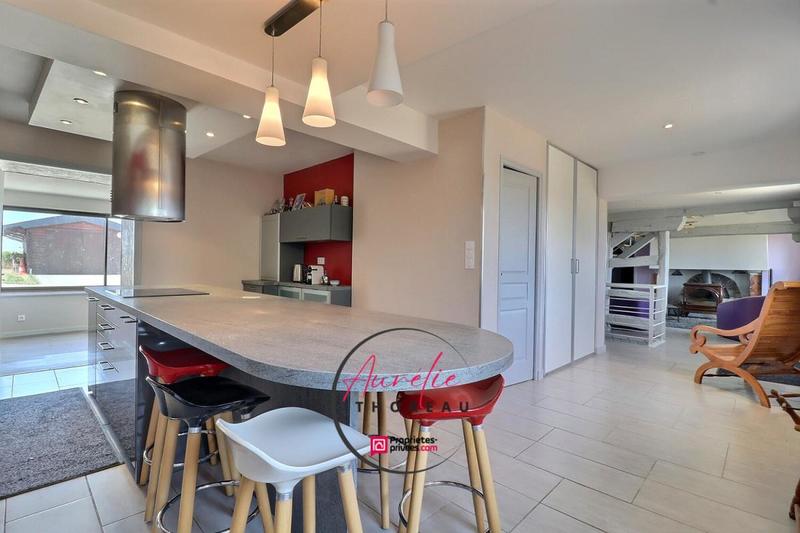 Maison - 150 m² - 8 pièces