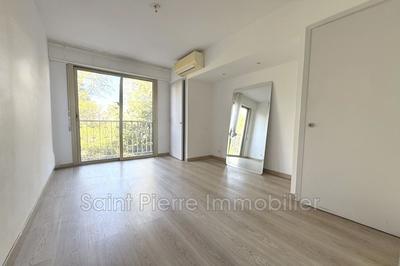 Appartement - 84 m² - 3 pièces