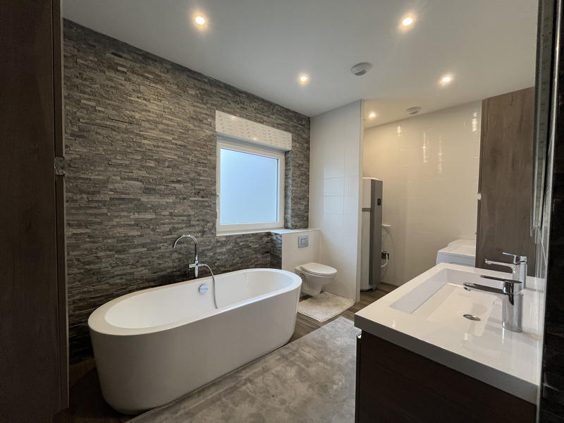 Maison - 101 m² - 5 pièces