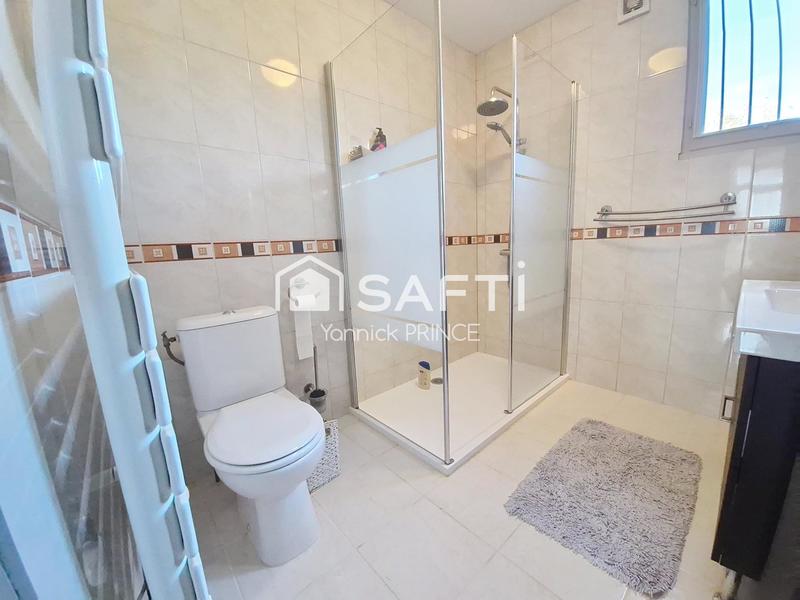 Maison - 102 m² - 7 pièces