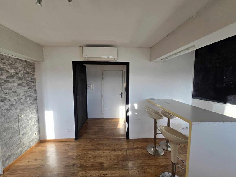 Appartement sur toit - 95 m² - 5 pièces