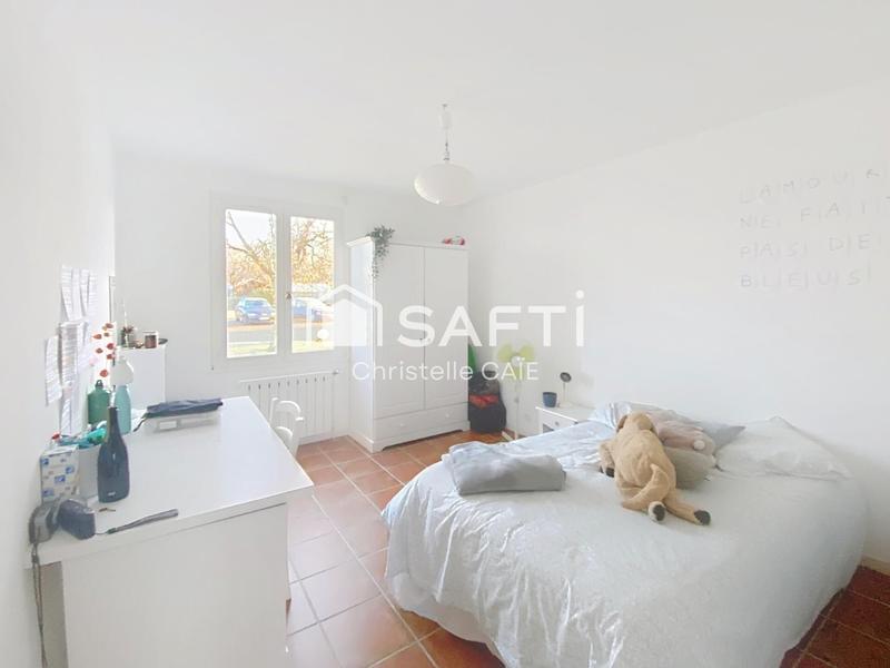 Maison - 229 m² - 7 pièces