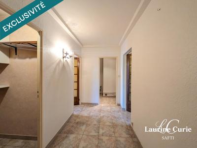 Appartement - 75 m² - 3 pièces