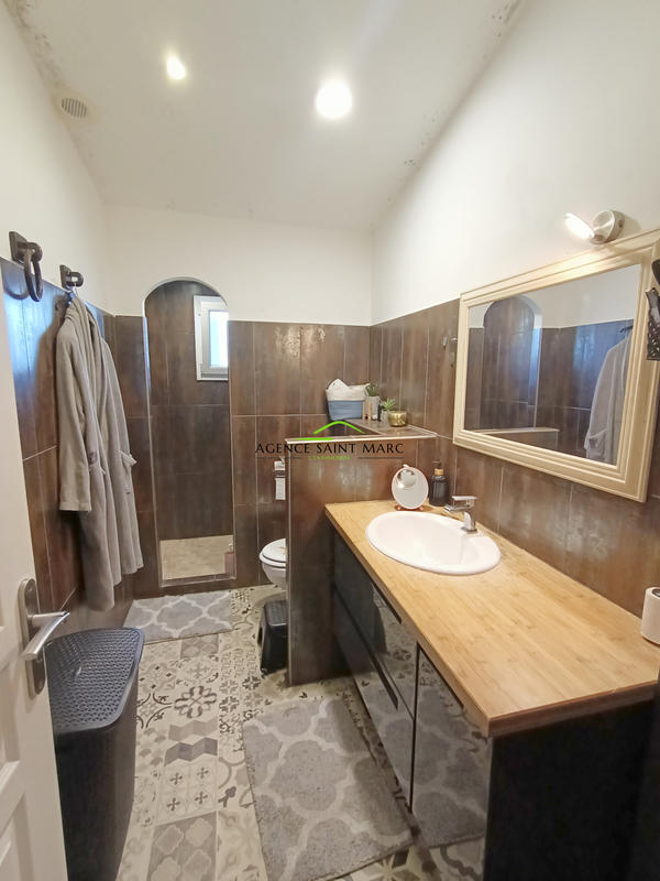 Maison - 76 m² - 3 pièces