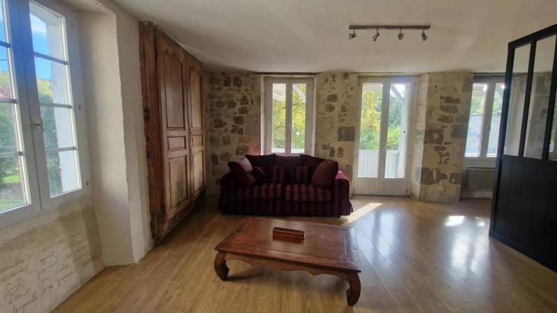 Maison de village - 180 m² - 7 pièces