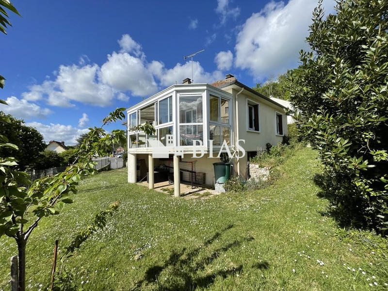 Maison - 92 m² - 5 pièces