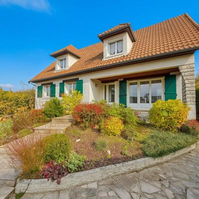 Maison - 170 m² - 4 pièces