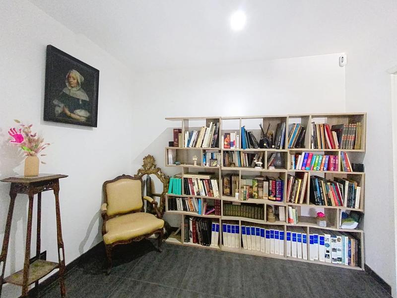 Maison - 265 m² - 7 pièces