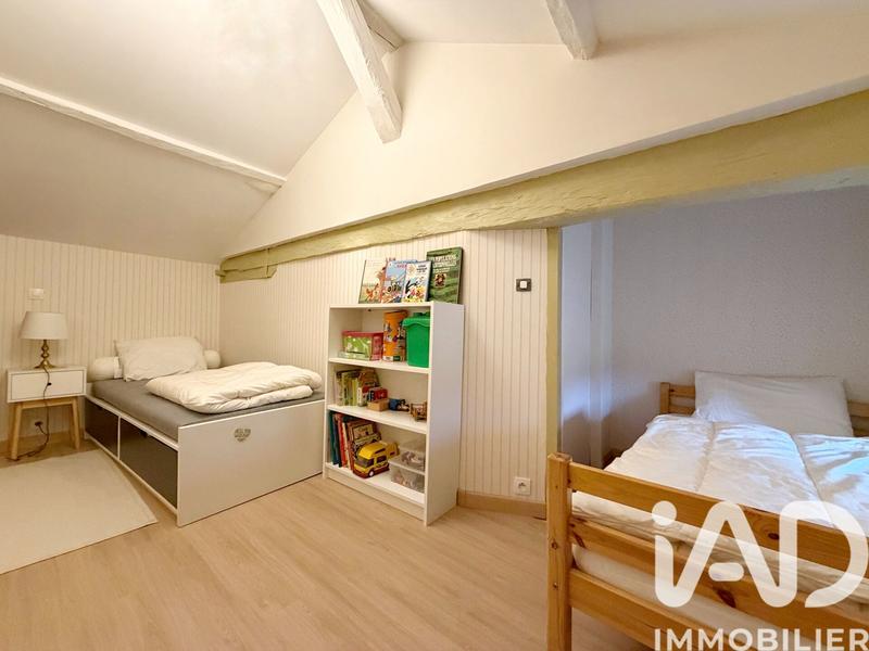 Maison - 283 m² - 9 pièces