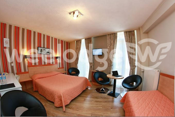 Local commercial - 906 m²