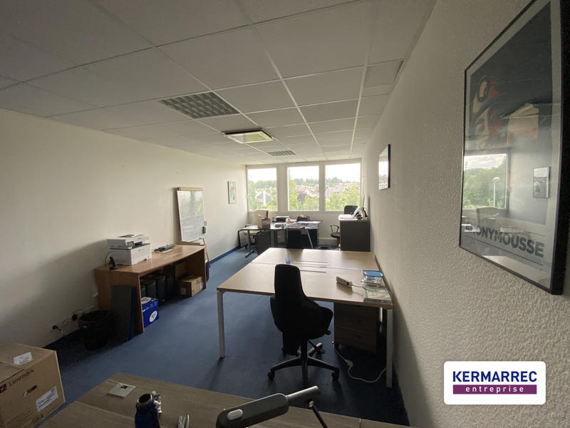 Bureau - 231 m²