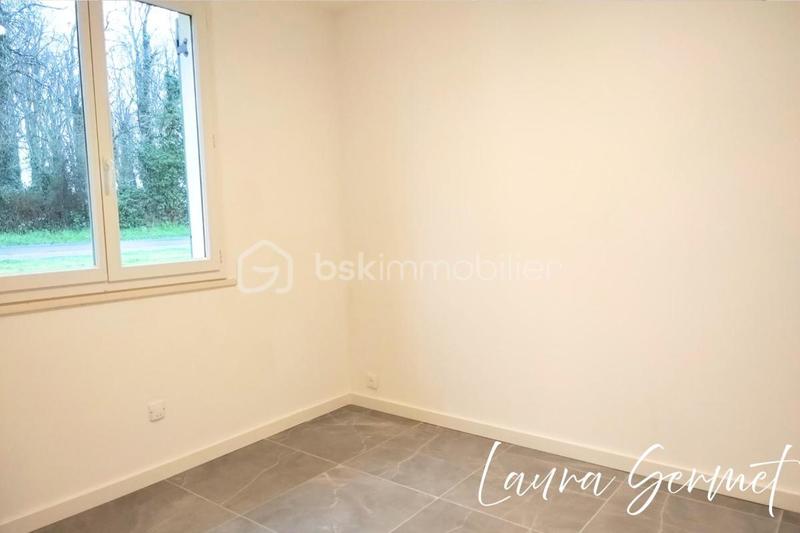 Pavillon - 80 m² - 5 pièces