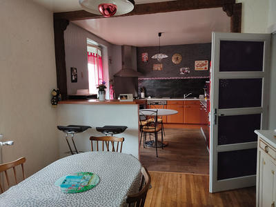 Maison - 111 m² - 6 pièces