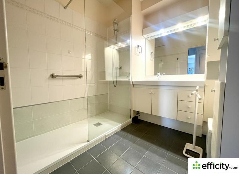 Appartement - 100 m² - 4 pièces