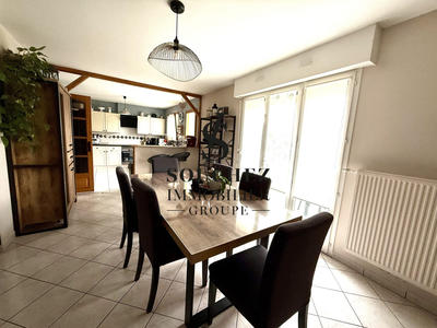 Maison - 100 m² - 5 pièces