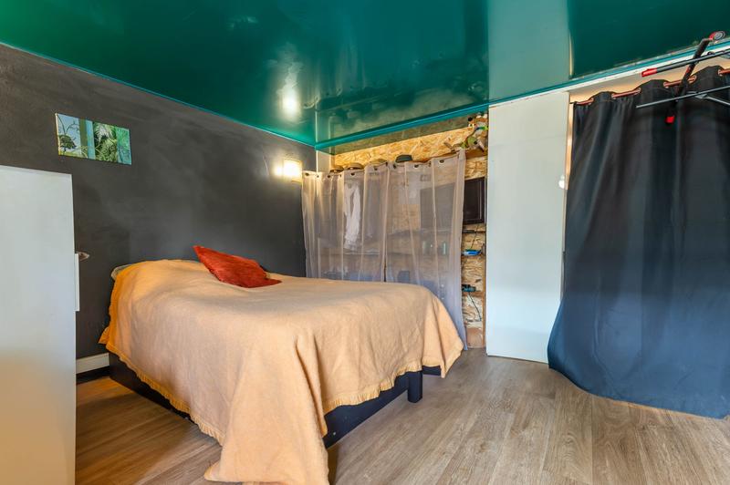 Loft - 110 m² - 5 pièces