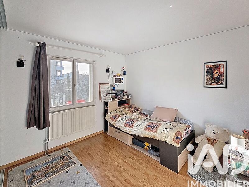 Maison - 192 m² - 7 pièces