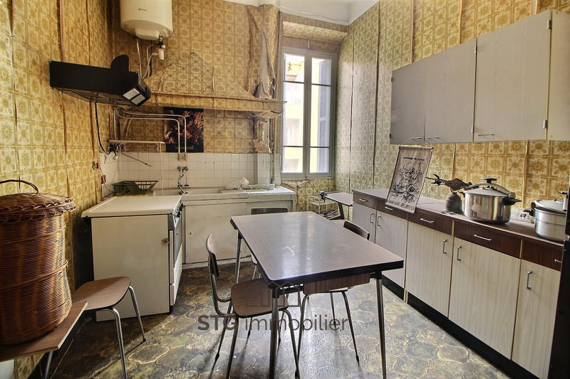 Appartement - 77 m² - 3 pièces