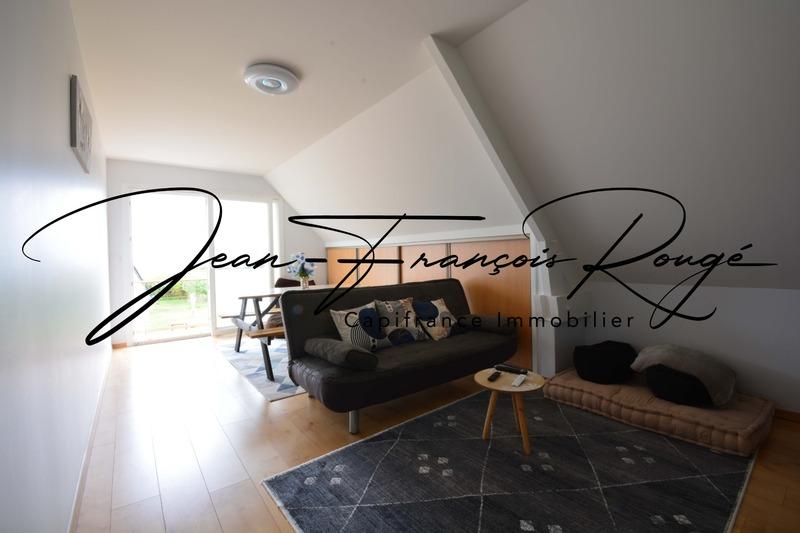 Maison - 235 m² - 9 pièces