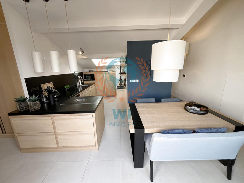 Appartement - 90 m² - 3 pièces