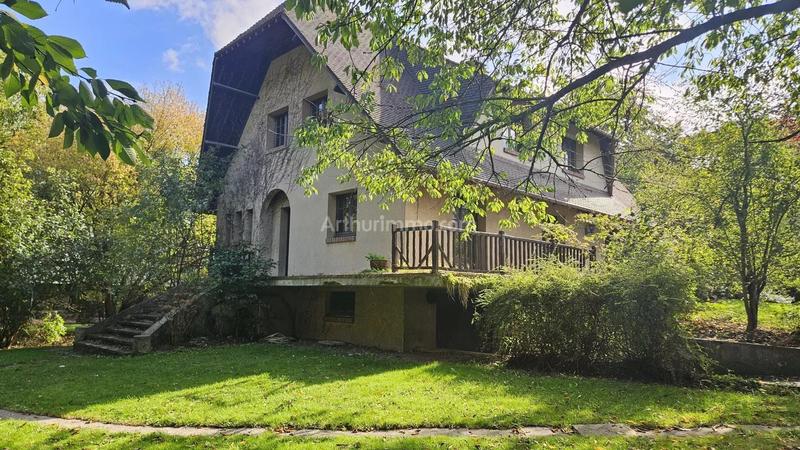 Maison - 161 m² - 7 pièces