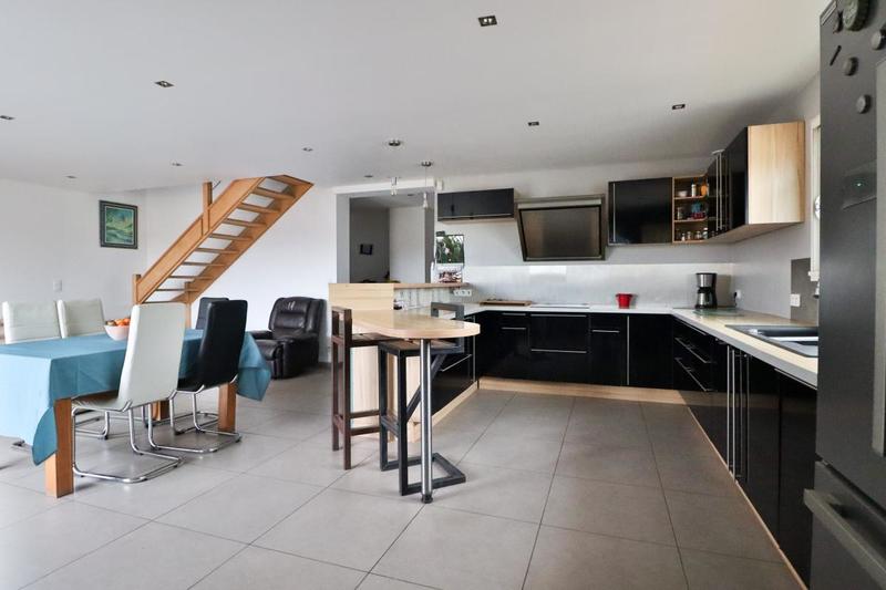 Pavillon - 164 m² - 7 pièces