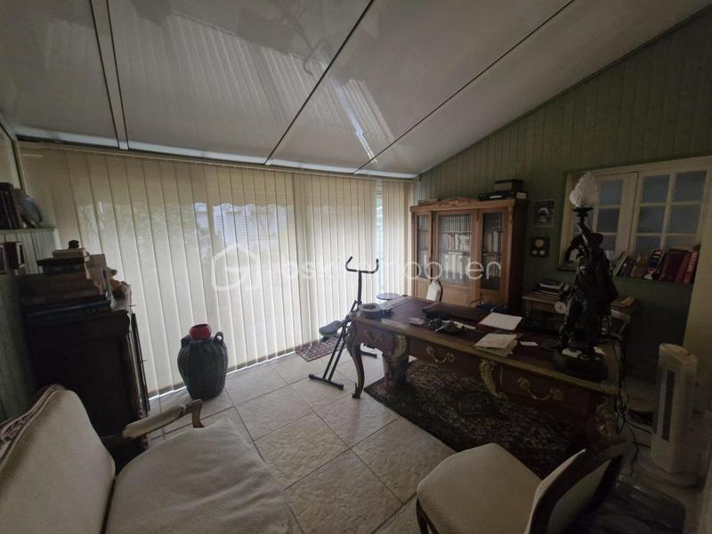 Maison traditionnelle - 163 m² - 6 pièces