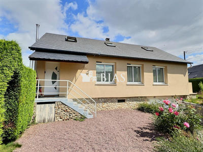 Maison - 85 m² - 5 pièces