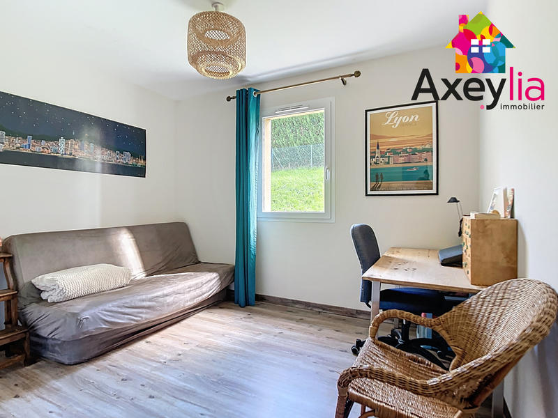 Maison - 105 m² - 5 pièces