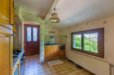 Maison - 215 m² - 9 pièces