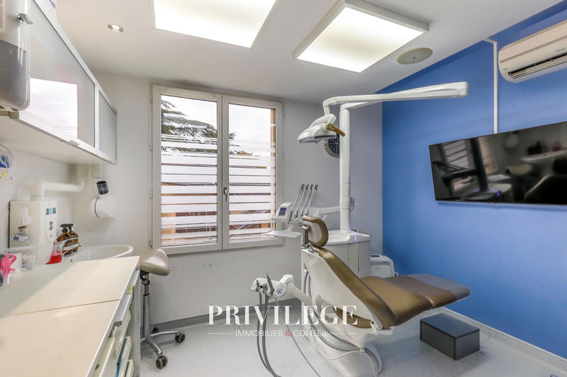 Appartement - 85 m² - 3 pièces