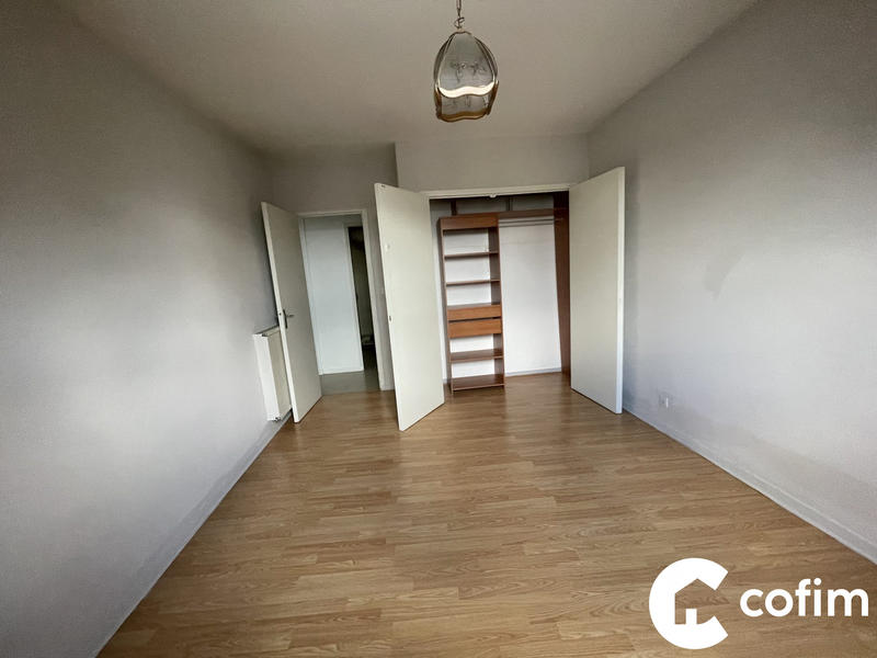 Appartement - 75 m² - 3 pièces
