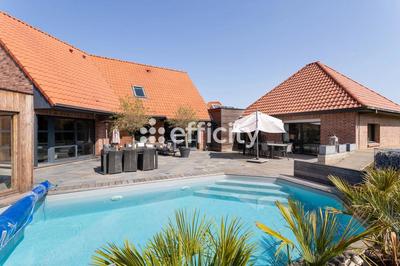 Maison - 315 m² - 8 pièces