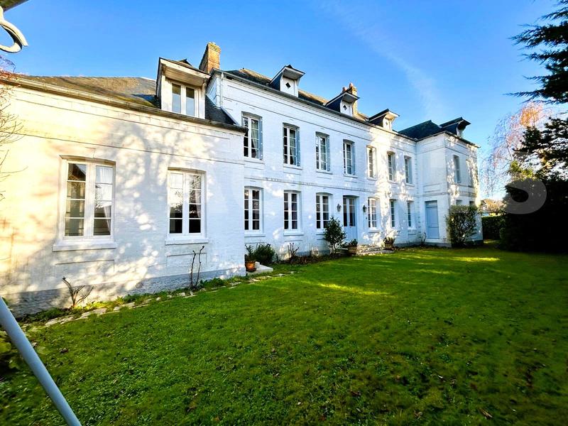 Demeure - 290 m² - 8 pièces