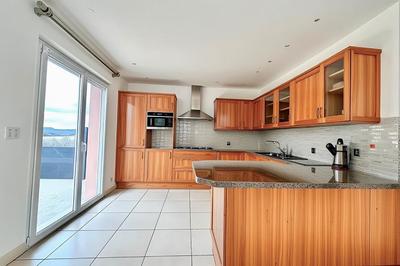 Maison - 131 m² - 6 pièces