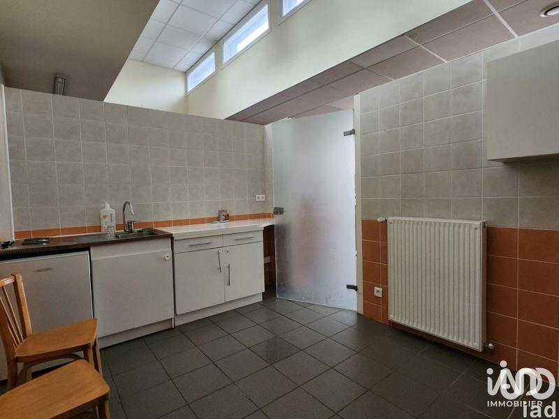 Local commercial - 143 m²