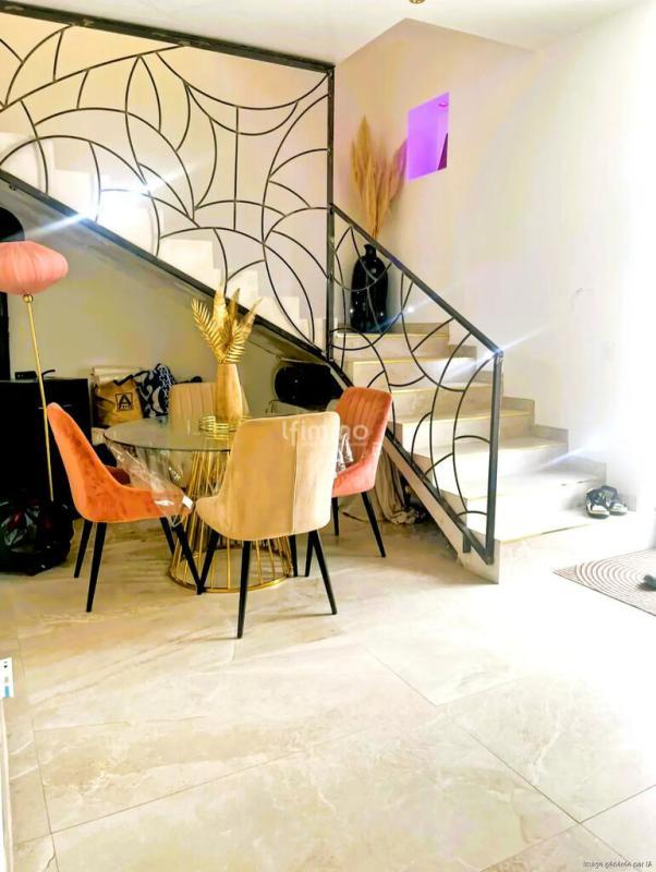 Maison - 110 m² - 4 pièces