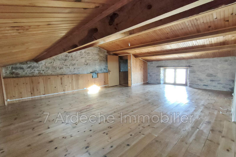 Maison de village - 84 m² - 4 pièces