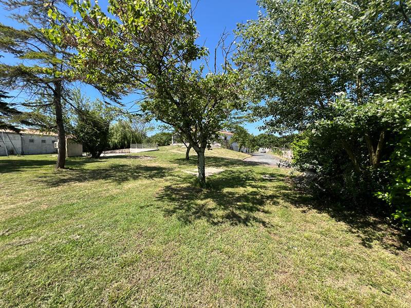 Maison - 306 m² - 11 pièces