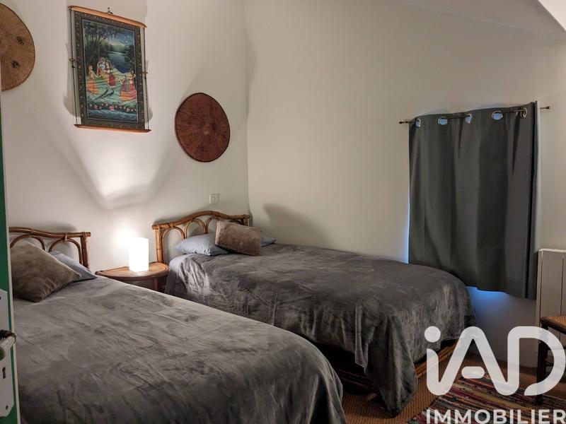 Maison - 425 m² - 11 pièces