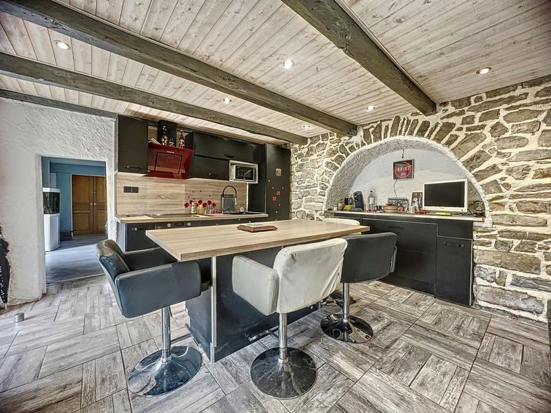 Maison de village - 91 m² - 4 pièces