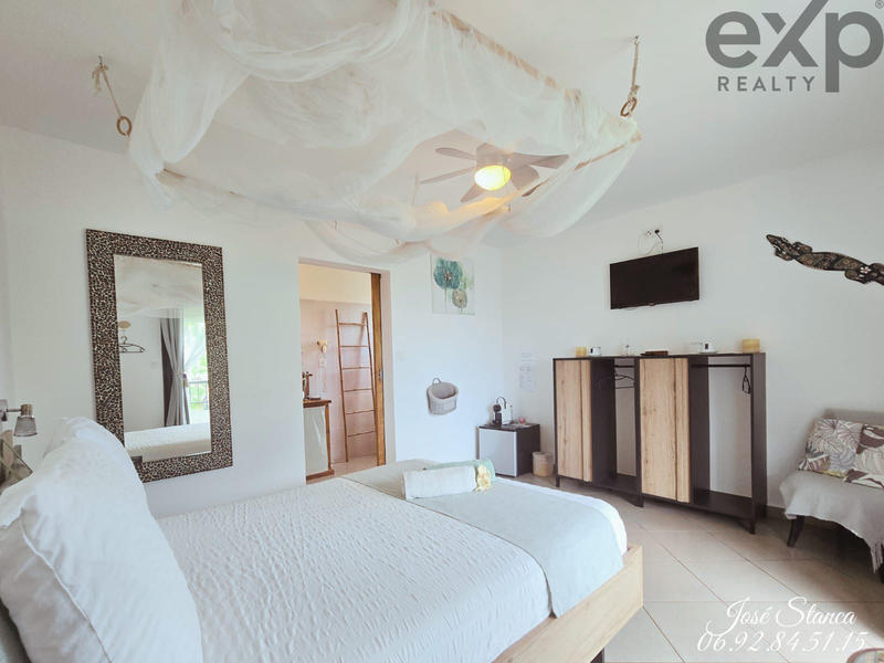 Villa - 350 m² - 10 pièces