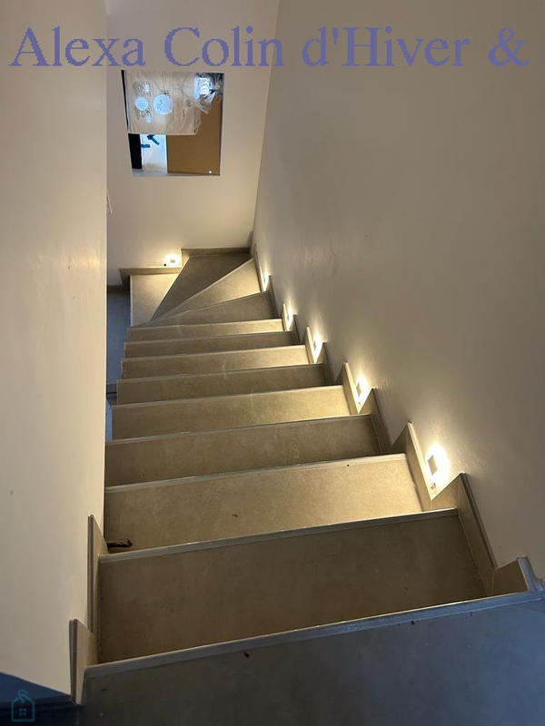 Maison - 95 m² - 5 pièces