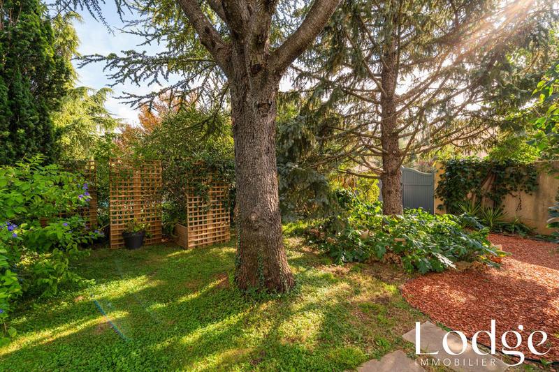 Maison traditionnelle - 180 m² - 6 pièces