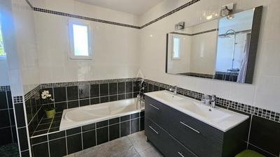 Maison - 131 m² - 6 pièces