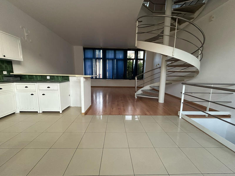 Appartement - 92 m² - 4 pièces