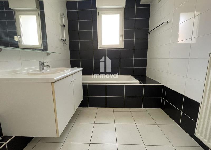 Appartement - 87 m² - 4 pièces